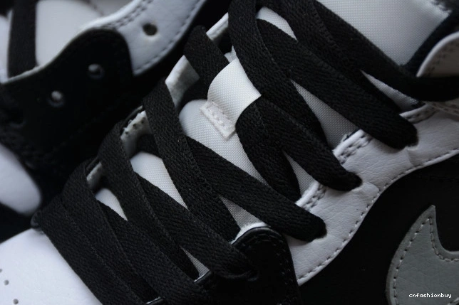 Mid 1 AIR Jordan 554724-073 Shadow White 0805